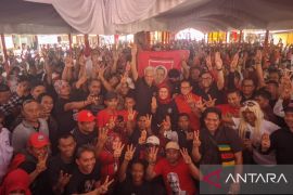 Ganjar Pranowo sapa warga Indramayu