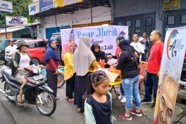 1.000 paket sembako, Arus Ganjar Sumut gelar pasar murah di Medan