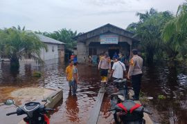 Rumah dan gereja terendam banjir di Siak Kecil Bengkalis