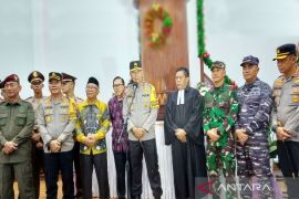 Kalsel kemarin, 285 gereja rayakan malam Natal hingga Mandau untuk Pj Bupati Tapin