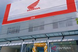 Management DAW Gelar CSR di Mercyville Yetterang Passo Kakas