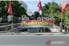 Kaesang tanggapi santai tentang spanduk "Solo bukan Gibran"