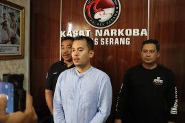 Polisi tangkap produsen tembakau sintetis