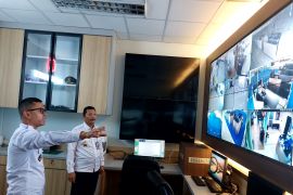 Kanwilkumham Jatim siagakan petugas di TPI Juanda saat tahun baru