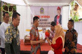 Gunungkidul serahkan bantuan gamelan kepada kelompok masyarakat