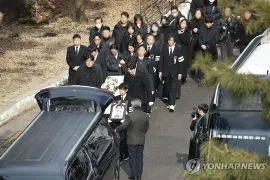 Aktor "Parasite" Lee Sun-kyun dimakamkan