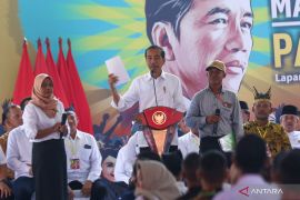 Presiden bertemu warga penerima manfaat Program TORA-PS