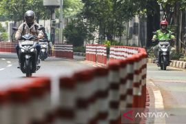 Pemprov DKI Jakarta akan ganti stick cone pembatas jalur sepeda
