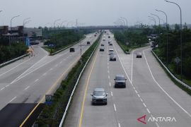 Kenaikan lalu lintas di tol Jombang