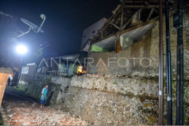 Dampak gempa di Kabupaten Sumedang Page 1 Small