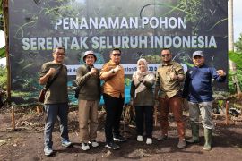 Kepala Balai Tanagupa hadiri penanaman pohon serentak di Wajok