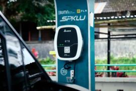 Pajak motor bensin naik bisa picu publik beralih ke kendaraan listrik