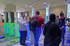 Tingkatkan pelayanan, Imigrasi tambah 78 "autogate" di Bandara Soetta
