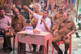 Diberikan kelonggaran, Pemkot Ambon izinkan warga tempati Pasar Gambus hingga 1 Maret 2024