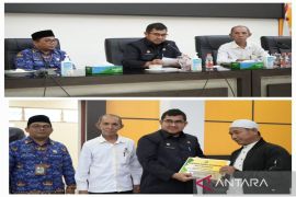 Baznas Kotabaru serahkan beasiswa kepada 12 mahasiswa