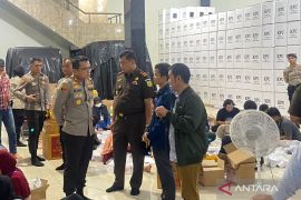 Polisi Bangka Barat jaga proses pelipatan surat suara Pemilu 2024