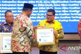 Pemkab Bangka terima penganugerahan dari Ombudsman RI