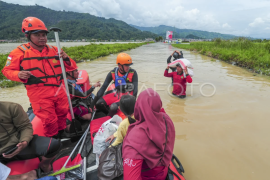 Banjir di Sungai Penuh Jambi Page 1 Small