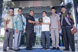 Bank Kalsel Batulicin mendapat apresiasi Dewan Kalsel atas kinerjanya