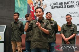 Bawaslu Bekasi temukan dua petugas KPPS jadi pengurus partai politik