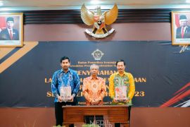 Pemkot Banjarbaru terima LHP kepatuhan belanja daerah dari BPK