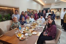 VP Amin plans to build more Islamic boarding schools after retirement