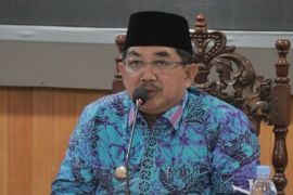Sadat  hadiri rapat mediasi penyelesaian masalah kelompok Tani Imam Hasan Desa Badang dan PT. DAS