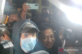 Saipul Jamil diperiksa lebih lanjut di laboratoriun Polda