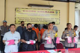 Polisi tangkap R selaku pemasok narkoba ke asisten Saipul Jamil