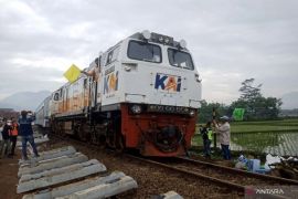 PT KAI pastikan jalur kereta api di Bandung sudah bisa dilalui pascakecelakaan