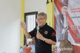 Warga Kalsel diajak tanam pohon produktif untuk masa depan anak cucu