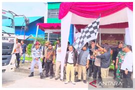 KPU distribusikan 20 kontainer surat suara ke 12 kabupaten/kota di Riau