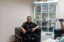 Anggota DPRD Riau : Jangan selesaikan banjir dengan mi instan