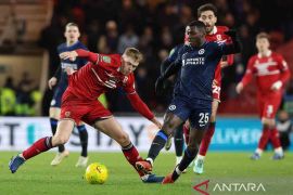 Newcastle taruh satu kaki di final setelah tundukkan Arsenal 2-0