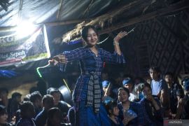 Kondisi tiga warga Badui korban gigitan ular berbisa cukup parah