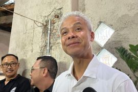 Ganjar dukung Prabowo Subianto percepat pembangunan "giant sea wall" di Jawa