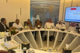 Layanan Fast Track di embarkasi Solo - Surbaya temukan titik terang