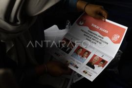 KPU Yogyakarta memastikan tidak ada surat suara pilpres sudah tercoblos