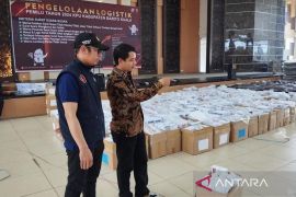 Bawaslu Kalsel ingatkan surat suara rusak segera dimusnahkan