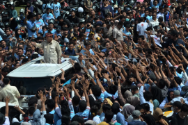 Konsolidasi relawan Prabowo-Gibran di Bengkulu Page 1 Small