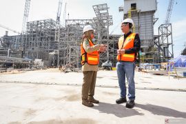 Menaker tinjau pembangunan smelter Freeport di Gresik
