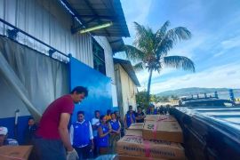 Puluhan kelompok budidaya dapat bantuan pakan ikan dari DKP Ambon