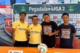Andik Vermansyah belum dipastikan bisa tampil hadapi Semen Padang FC
