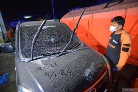 Gunung Marapi terus bergejolak