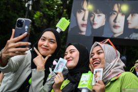 Tips membatasi diri dalam mengikuti tren hiburan
