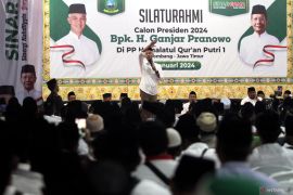 Silaturahmi Ganjar Pranowo dengan kiai kampung Jombang