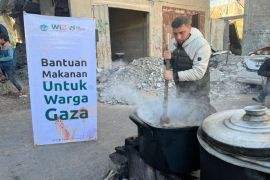 Laznas WIZ distribusikan bantuan makanan untuk 830 orang di Rafah Palestina