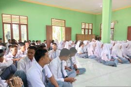 Pemilih pemula SMAN I Batang Cenaku siap sukseskan Pemilu 2024