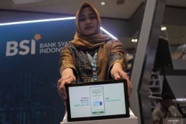 Harga saham BSI tembus Rp2.010