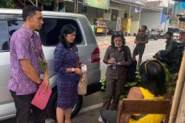 Distan Denpasar ajak BB Veteriner monitor sentra pemotongan kambing